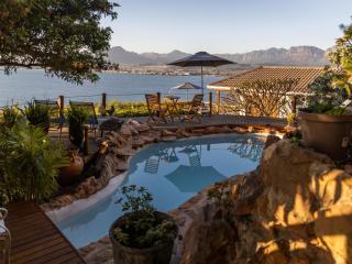 Artists Cottages Gordon's Bay - 9