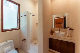 Luxe Ground-Floor 3BR Jungle Retreat with Plunge Pool - 2