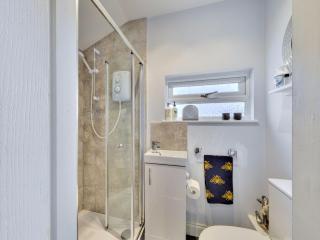 Romantic retreat near Whitby Abbey - 1