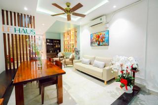 Le Haus - Ho Chi Minh - 1