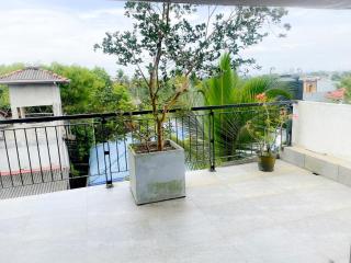 Mervins & Indus Residence - 8