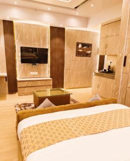 Lucknow express by origin Suites DLF MY PAD near Gomti Nagar Railway Station Lucknow - 3