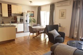 Apartment and room Hoselito u centru Makarske - 2