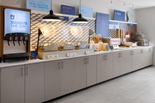 Holiday Inn Express & Suites Wyomissing by IHG - West Reading - 3