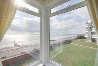 5 Seagate Court, East Wittering - 4