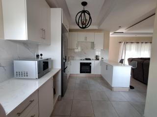 Woodlands Luxury - 5
