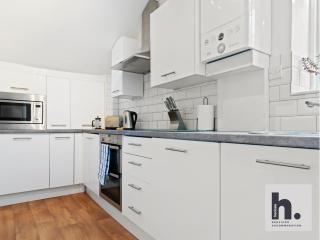 Dog Friendly - Relocating - Central Location - 6