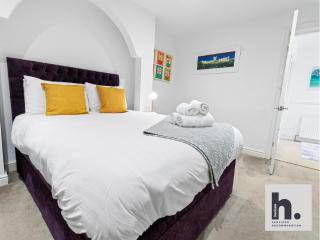 Dog Friendly - Relocating - Central Location - 1