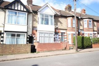 House 10 mins walking distance to Railway station - 8