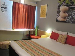 Hotel Ibis Coimbra Centro - 1