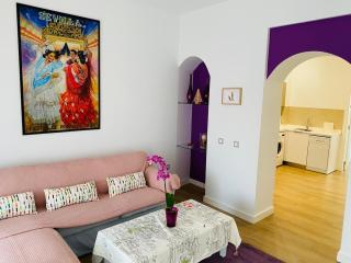 Cast2 Apartment right next to Puente Triana - 0