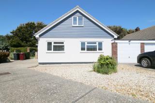 9 Ella Close, West Wittering - 0
