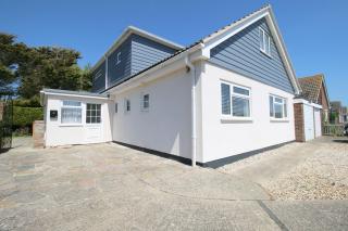 9 Ella Close, West Wittering - 8