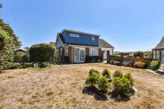 9 Ella Close, West Wittering - 1