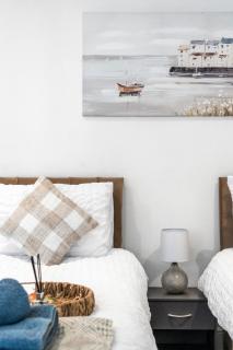 Monthly Stays at London Road By Azzurri Properties Short Lets & Serviced Accommodation Brighton, Sleeps 6 - 5