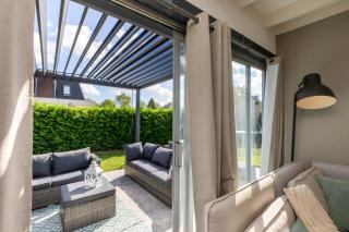 Welcome in - Strandhuis Schoneveld, zonnige en ruime tuin met speeltoestel - 1