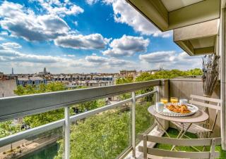 Beautiful Panoramic Terraced Studio in Paris - 0