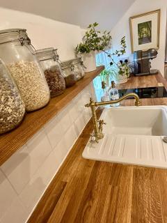 Apartment above Samantha Dadd Art Studio - in the Cotswolds - 1