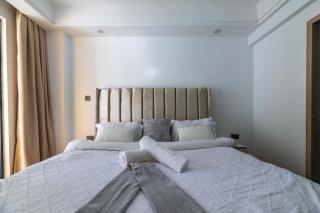 modern executive three bedroom apartment which features a swimming pool, state of the art fully equipped gym and all modern unmatched luxurious facilities which offfers luxury lifestyle - 3