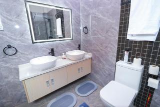 Comfort living one bedroom apartment with fully equipped gym heated swimming pool private parking space,child play area and amazing scenic views - 7