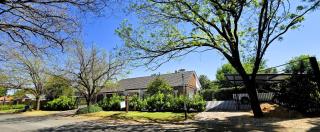 Villa-né Guesthouse - 4