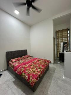 De'Putera Homestay - 5