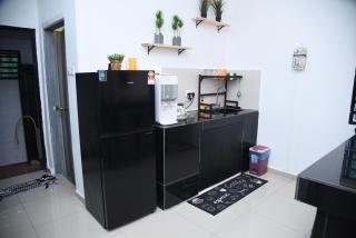 Unit 01 Homestay Private pool & Netflix Muar - 2