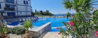 Двустаен апартамент с морска панорама в Blue Bay Palace - 9