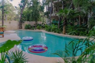Stylish 3BR Penthouse Haven with Plunge Pool Private Rooftop Pool & Jungle Panorama - 7
