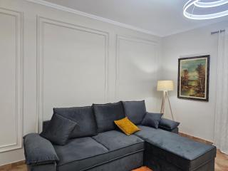 Heart of Tirana Stay - 8