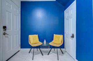 Modern 2BR Houston Stay Central & Cozy - 5