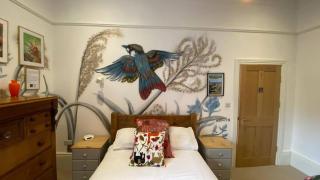 Victorian Apartment Near The Beach - 4