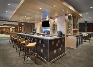 DoubleTree by Hilton Hotel & Conference Centre Regina - 2