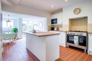 Woodville Road - 2 Bedroom House - Mumbles - The Mumbles - 1