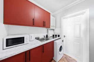 Long Stay Ready King Bed Kitchen WiFi Town - 8