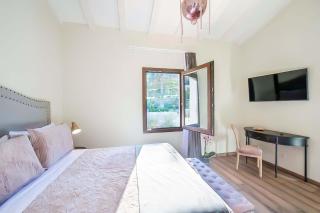 AMORE RENTALS - Villa Mia - 2