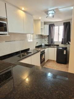 Shinny, beautiful, ideally located! - 5