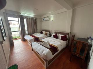 Om Tara Guest House Pvt Ltd - 7
