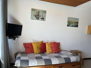 Appartement Montgenèvre: 6 pers, 2 ch + coin montagne, balcon, parking, prox commerces - FR-1-330D-56 - 4