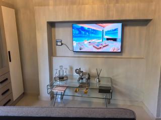 Bryanston Palms Accommodation - 8