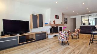 Superbe villa avec piscine chauffée, boulodrome et parking - 6