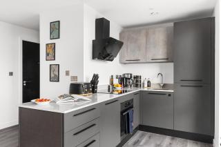 Penthouse, 3x Superking,6x Single, free parking - 3