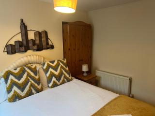 54 - Room 2 - Smart Tv - 6