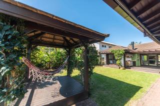 Casa ampla c/ jardim e churrasqueira BK3156 - 0
