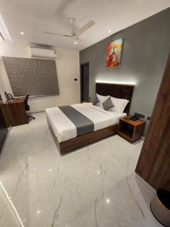Hotel Skyview - 2