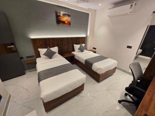 Hotel Skyview - 4