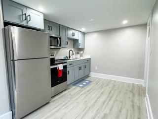 NEW Mins to DHMC/Hanover-Queen Beds-Laundry onsite - 9
