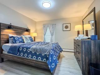 NEW Mins to DHMC/Hanover-Queen Beds-Laundry onsite - 3