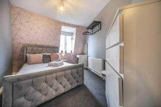 Family Friendly Apartment in Cathedral Quarter - 7