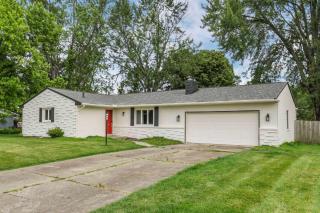 Spacious 4BR Ranch Near Easton Perfect for Families & Work Groups - 9